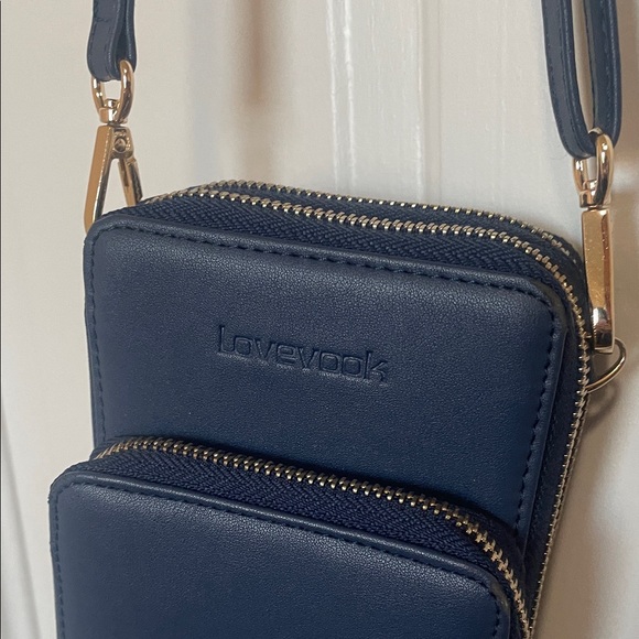 Navy Crossbody Phone Bag with Gold Hardware - Picture 3 of 7